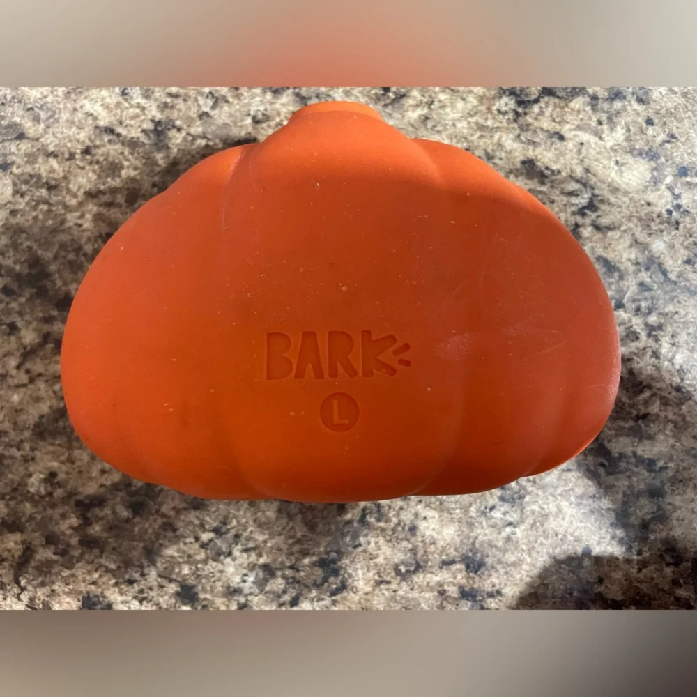 Super Chewer Bark Box Large dog toy Pumpkin Halloween nylabone